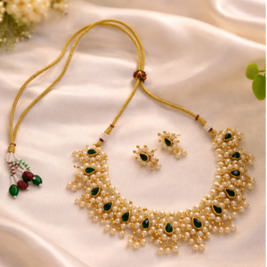 Maharani Emerald Pearl Set