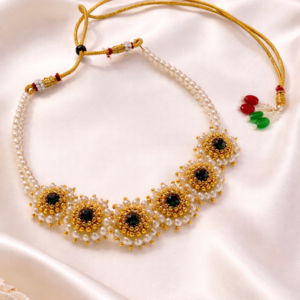 Handcrafted pearl Necklace