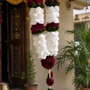Crochet Haar Maroon & White
